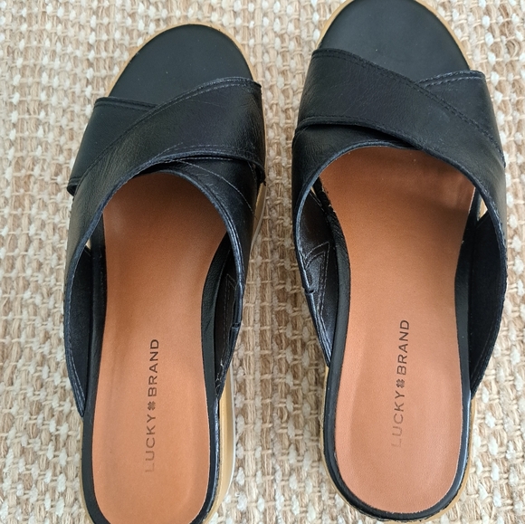 Lucky Brand Black Vebony leather, padded insole platform Sandals size 7, 37 1/2 - Picture 5 of 10